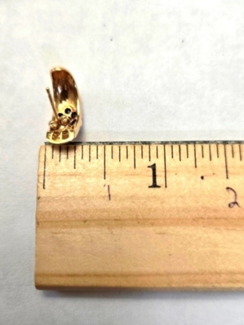 10kt Solid Yellow Gold Genuine Sapphire Open Ended Huggie Earrings - Picture 12 of 14